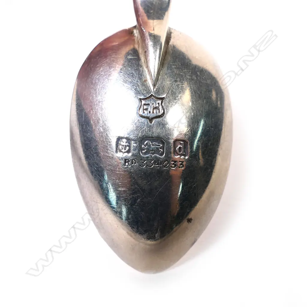Frank Hyams (Dunedin) silver and pounamu teaspoon, Image 1++